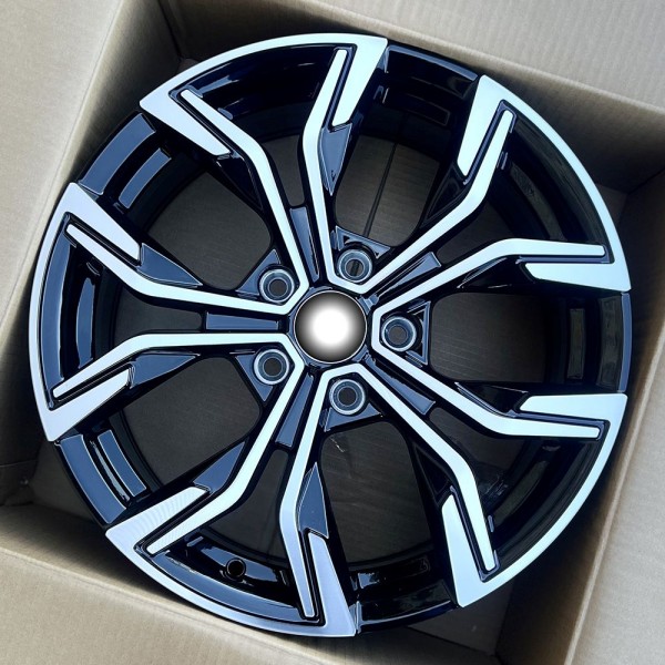 FR Design 5920 7,0x17 5x114,3 D67,1 ET43 (BMF)
